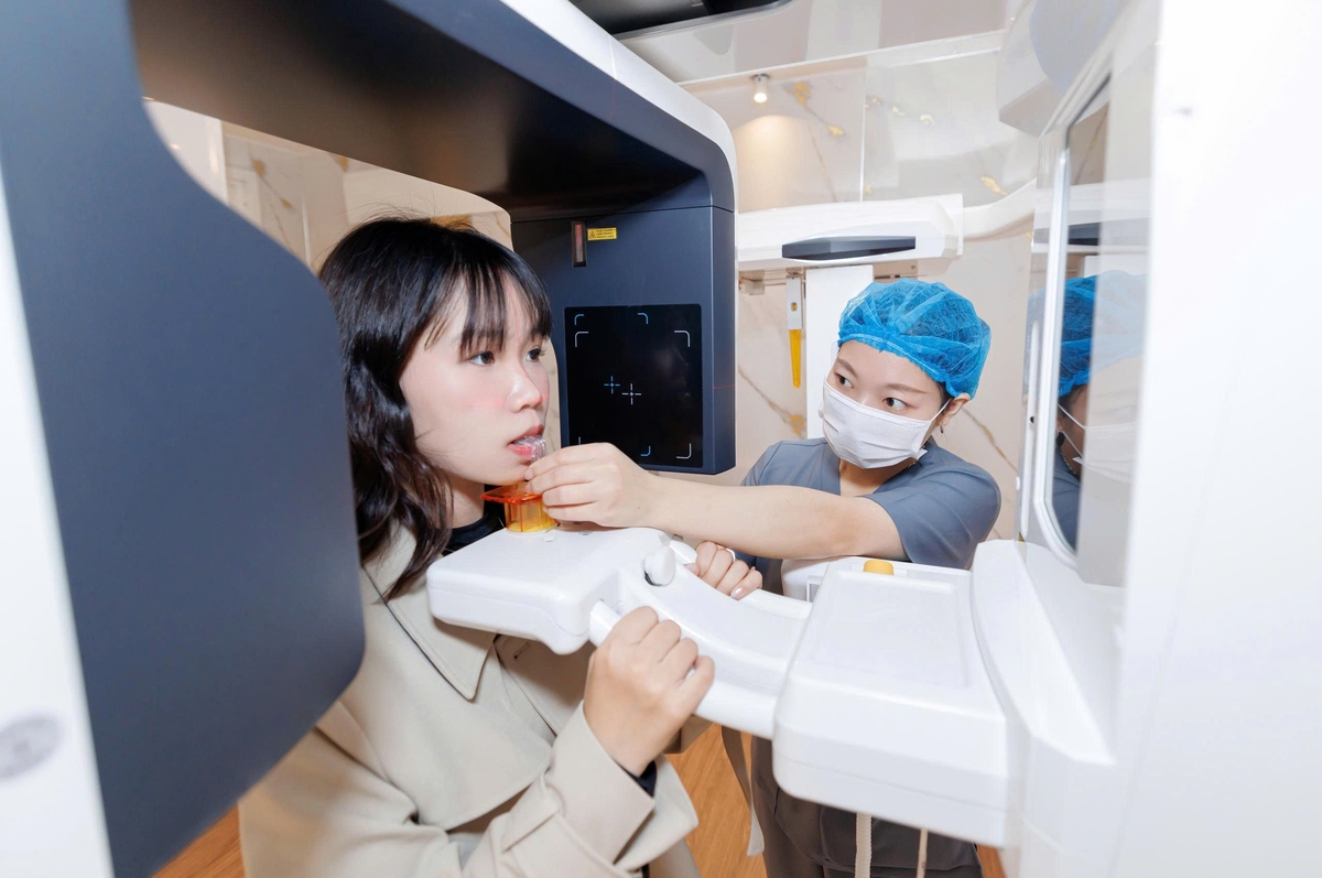 Comprehensive dental care and teeth whitening services Vietnam